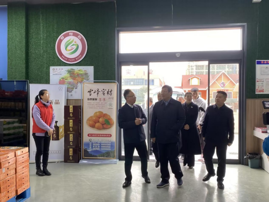華學健市長蒞臨天香生物考察調研